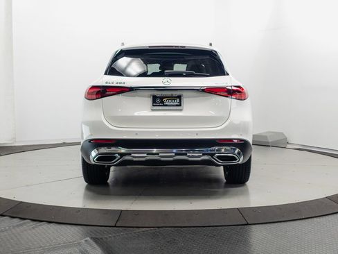 Certified 2026 Mercedes-Benz GLC 300 4MATIC image 26