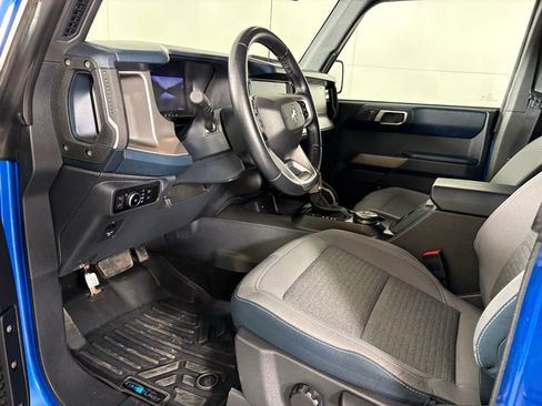 Used 2023 Ford Bronco Outer Banks image 25