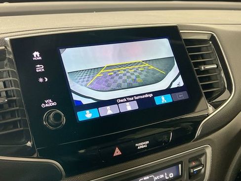 Certified 2023 Honda Passport TrailSport image 17
