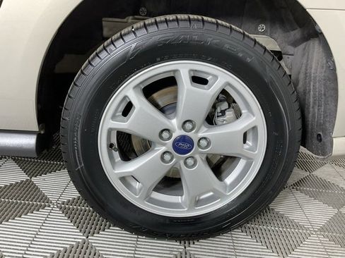 Used 2015 Ford Transit Connect XLT image 8