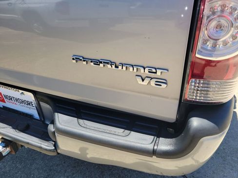 Used 2014 Toyota Tacoma PreRunner w/ TRD Sport Package RWD image 11