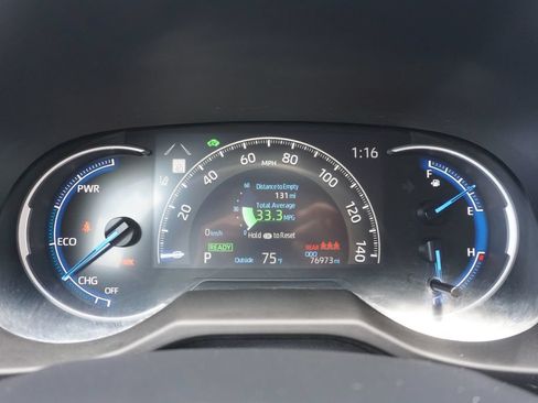 Used 2023 Toyota RAV4 LE AWD/4WD image 5