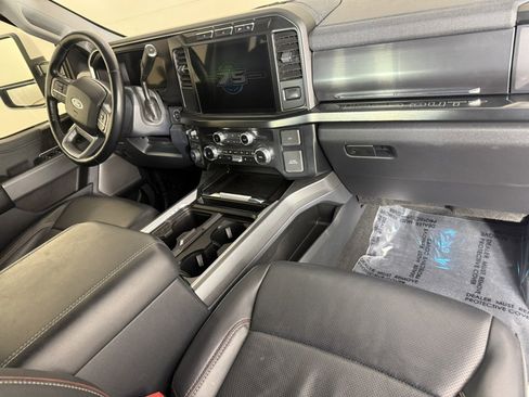 Used 2023 Ford F350 Lariat w/ FX4 Off-Road Package AWD/4WD image 11