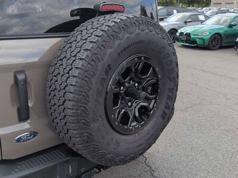 Used 2025 Ford Bronco Badlands AWD/4WD image 38