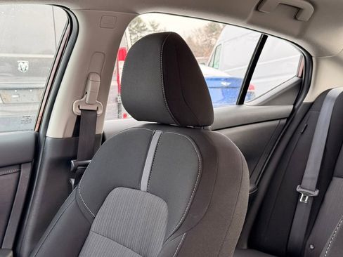 Used 2022 Nissan Sentra SV image 25