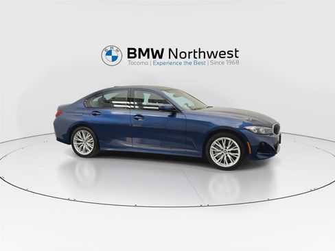 Used 2023 BMW 330i xDrive Sedan w/ Driving Assistance Package AWD/4WD image 5