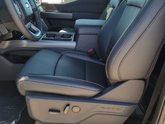 New 2027 Ford F350 Lariat w/ Lariat Ultimate Package AWD/4WD image 6