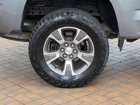 Used 2019 Chevrolet Colorado Z71 AWD/4WD image 10