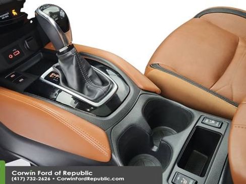 Used 2018 Nissan Rogue SL w/ Premium Package image 17