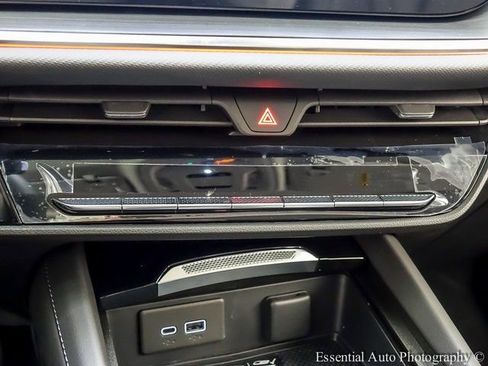 New 2026 Buick Envision Preferred AWD/4WD image 16