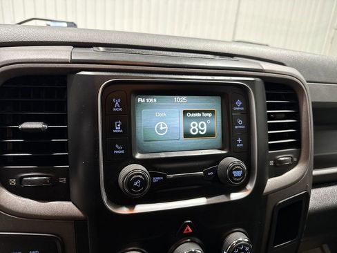 Used 2018 RAM 4500 Tradesman w/ Chrome Appearance Group AWD/4WD image 14