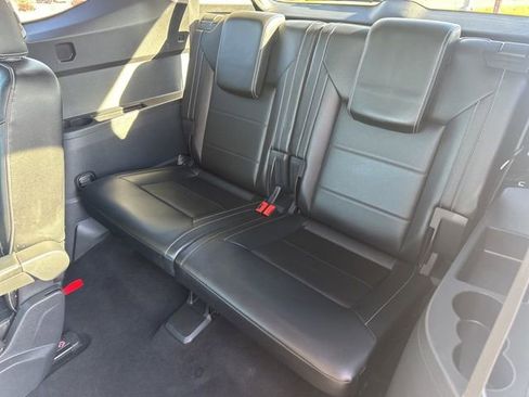 Used 2022 Volkswagen Atlas SEL image 25