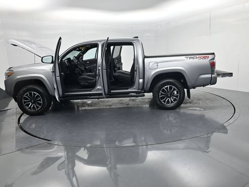 Used 2021 Toyota Tacoma TRD Sport AWD/4WD image 68