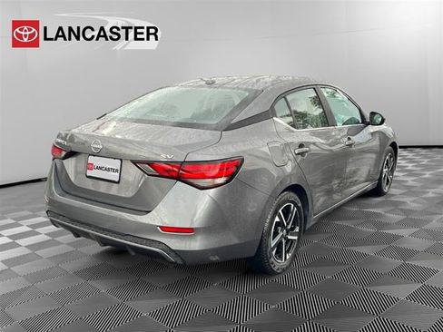 Used 2024 Nissan Sentra SV image 7