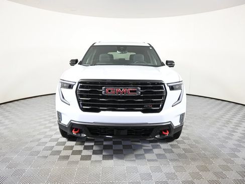 Used 2026 GMC Acadia AT4 w/ Luxury Package AWD/4WD image 10
