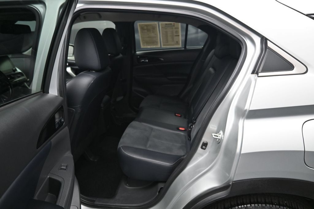 Used 2025 Mitsubishi Eclipse Cross SE AWD/4WD image 30