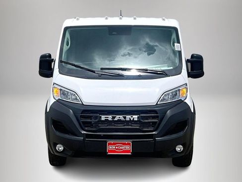 New 2024 RAM ProMaster 2500 w/ Convenience Group FWD image 12