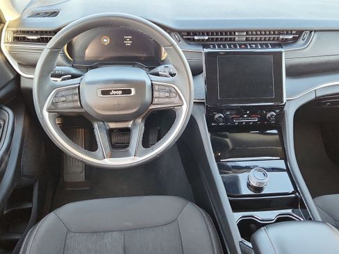 Used 2023 Jeep Grand Cherokee L Laredo w/ Luxury Tech Group I image 13