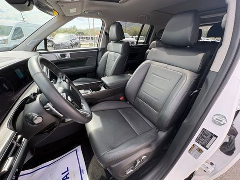 Used 2025 Hyundai Santa Fe Limited FWD image 28