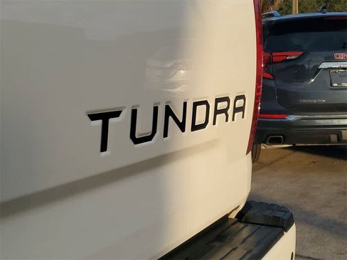 Used 2017 Toyota Tundra Platinum image 6