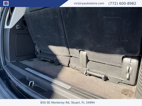 Used 2010 Cadillac Escalade Luxury image 46