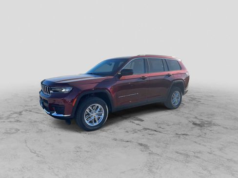 New 2025 Jeep Grand Cherokee L Laredo w/ Luxury Tech Group I image 4