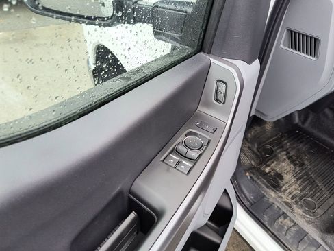 New 2025 Ford F250 XLT image 24