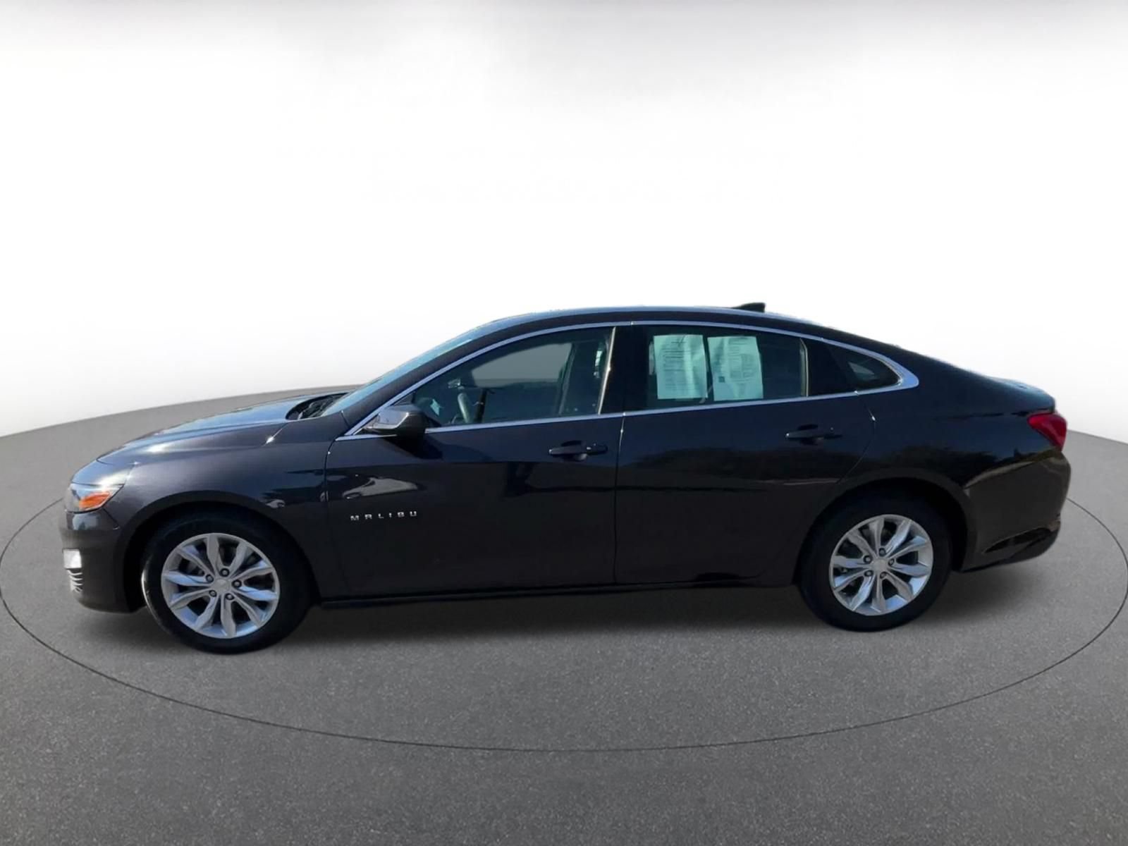 Used 2023 Chevrolet Malibu LT FWD image 8