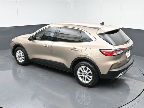 Used 2021 Ford Escape SE w/ Cold Weather Package FWD image 27