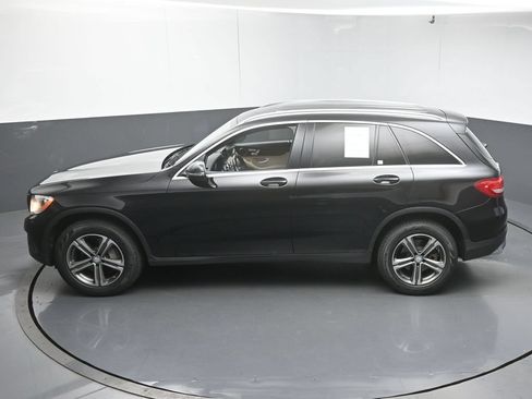 Used 2016 Mercedes-Benz GLC 300 4MATIC image 43