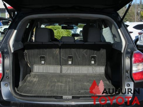 Used 2016 Subaru Forester 2.5i Premium image 7