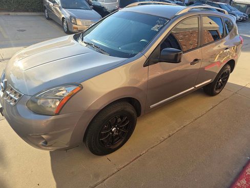 Used 2015 Nissan Rogue S w/ Convenience Package image 8