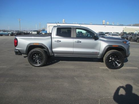 Certified 2025 GMC Canyon AT4 w/ Technology Plus Package image 4