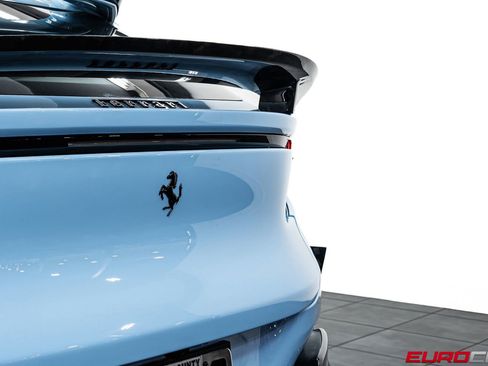Used 2025 Ferrari Purosangue AWD/4WD image 35