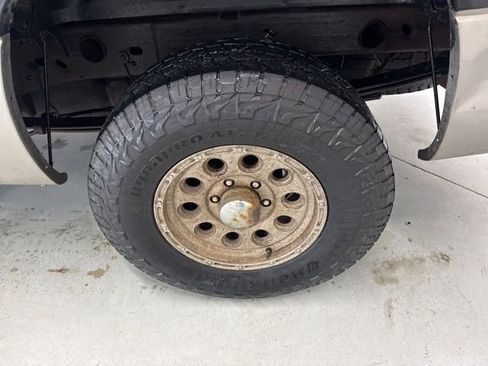 Used 2000 Chevrolet Silverado 1500 LS image 7