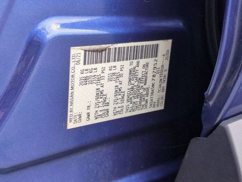 Used 2021 Nissan Rogue SV image 31