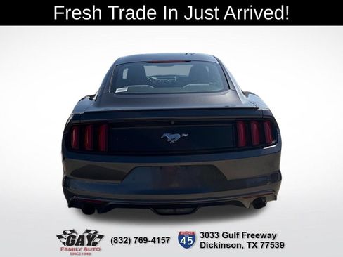 Used 2017 Ford Mustang Coupe RWD image 8