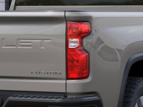 New 2026 Chevrolet Silverado 2500 Custom w/ Custom Value Package AWD/4WD image 31