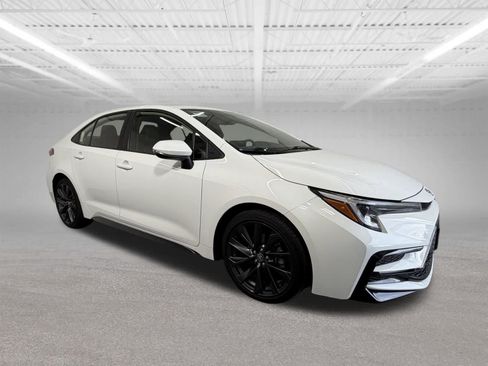 Used 2024 Toyota Corolla XSE FWD image 7