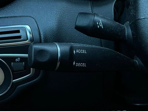 Used 2018 Mercedes-Benz C 300 Sedan image 36