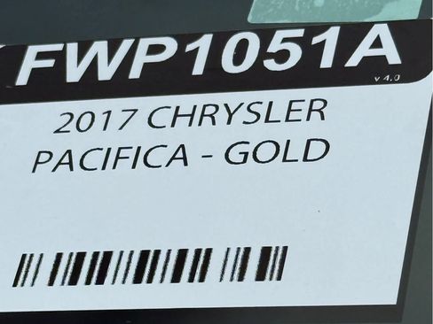 Used 2017 Chrysler Pacifica Touring Plus w/ Tire & Wheel Group image 29