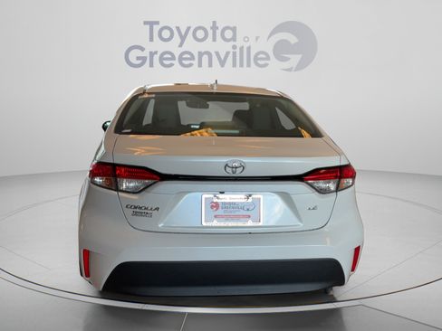 Certified 2026 Toyota Corolla LE FWD image 5