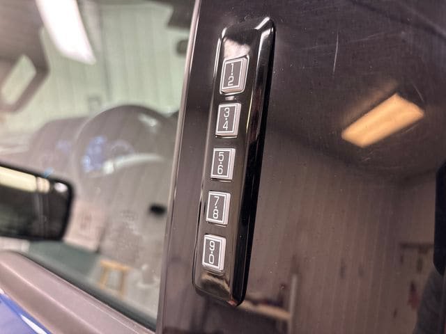 Used 2022 Ford F150 XLT w/ Equipment Group 302A High AWD/4WD image 19