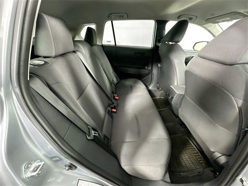 Used 2024 Toyota Corolla Cross LE image 25