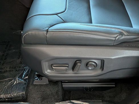 New 2026 Toyota Tundra Limited image 17