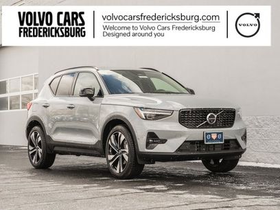 Used 2025 Volvo XC40 B5 Ultra w/ Climate Package