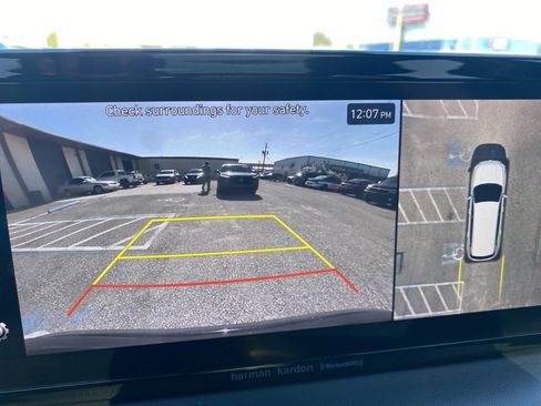 Used 2023 Hyundai Santa Fe Limited image 25