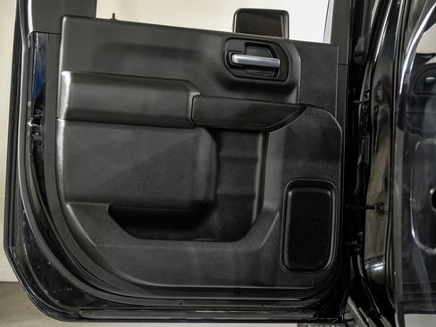 Used 2022 Chevrolet Silverado 2500 LT w/ Convenience Package image 35