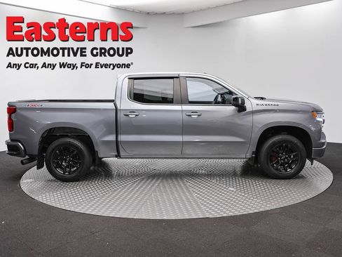 Used 2024 Chevrolet Silverado 1500 RST w/ Convenience Package II AWD/4WD image 4