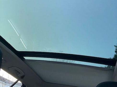 Used 2017 Volkswagen Golf Alltrack S image 19